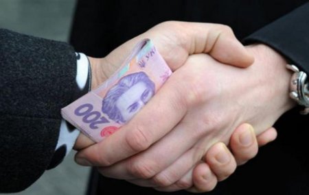 СМИ: Украина ежегодно теряет около $5 млрд из-за коррупции на таможне