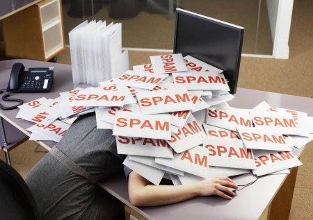 Спам составляет половину мирового почтового трафика
