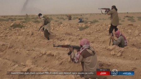 "Исламское государство" расширяет зону контроля в провинции Дейр-эз-Зор и атакует курдов в их тылу