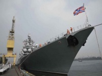 Корабельная ударная группа ВМФ России на индийско-российских морских маневр ...