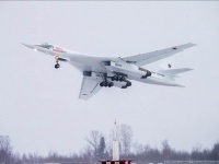 Модернизированные бомбардировщики Ту-160М2 в ближайшее время поступят в вой ...