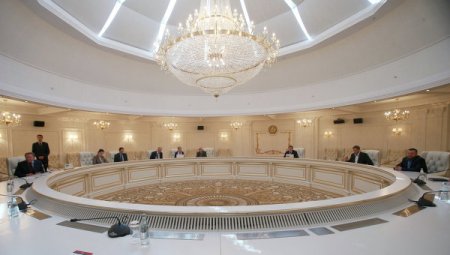 Киев пошёл на прямые переговоры с ЛДНР