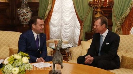 Медведев осадил американского посла за заявления о Крыме (+ФОТО)