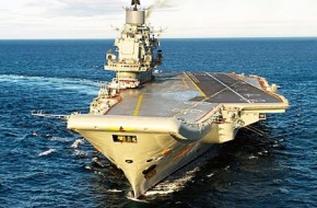 Что делать с авианосцем: «Адмирал Кузнецов» может не вернуться в строй