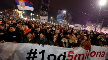 Знакомый сценарий: кто стоит за протестами в Сербии?