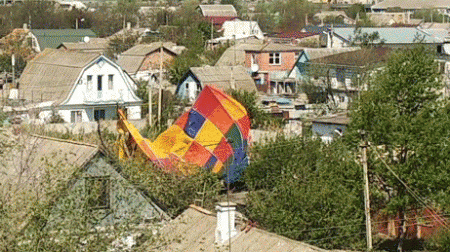 В Крыму ребёнка на воздушном шаре едва не унесло ветром в открытое море