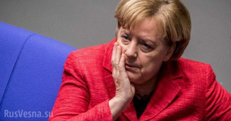 Меркель ответила на вопрос о своих странных приступах дрожи