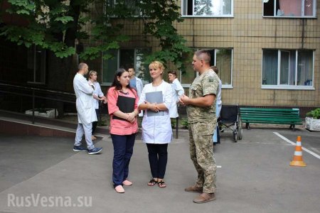 Очередной борт с «тяжёлыми»: раненых «всушников» доставили в киевский госпиталь (ФОТО)
