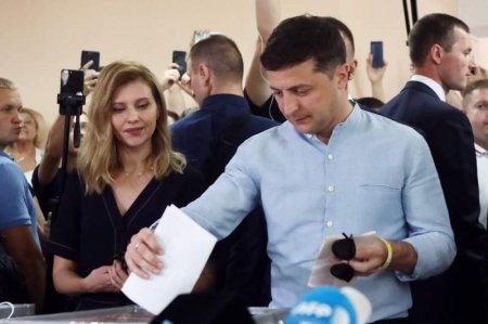 Партия Зеленского в три раза опережает конкурентов на выборах в Раду