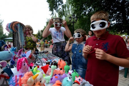 На этнофестиваль в Донецке приехали российские ремесленники