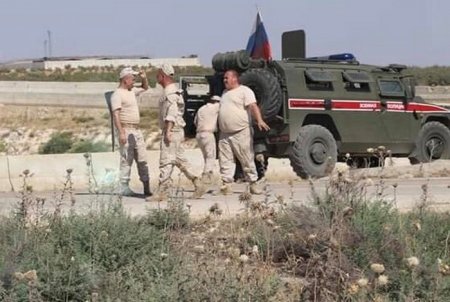 Российская военная полиция блокировала выезды с турецкого "наблюдательного поста" в районе г. Морек