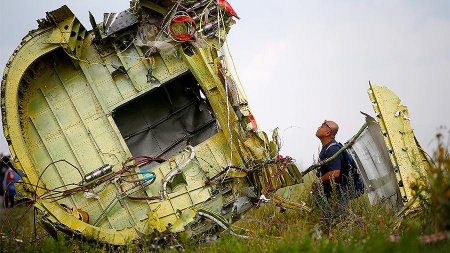 Малайзия предлагает создать нейтральный орган для расследования катастрофы MH17