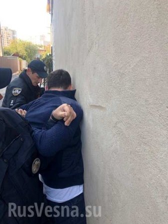 В Киеве депутату разбили голову кирпичом (ФОТО)