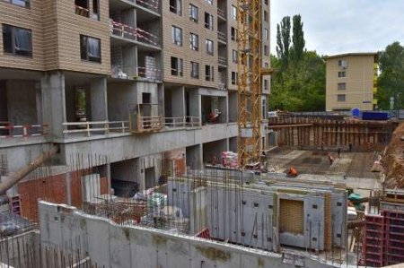 В столице возобновлена работа по строительству домов, предназначенных для участников программы реновации