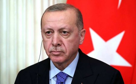Эрдоган пригрозил Макрону серьёзными проблемами