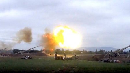 Жестокие кадры: массовое уничтожение солдат и военной техники в Карабахе (ВИДЕО)