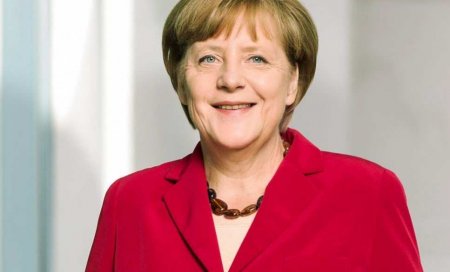 Меркель отменила запись на прививку от коронавируса