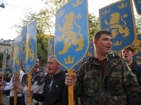 Неонацистский марш в Киеве: в администрации Кличко поставили на место Офис Зеленского | Русская весна