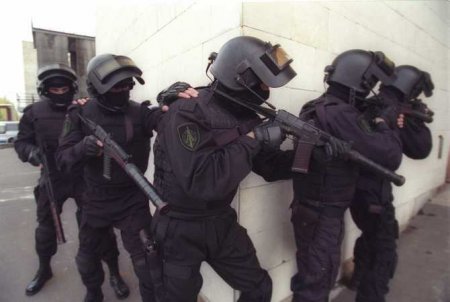 ФСБ разгромила ячейку экстремистов на Урале (ВИДЕО)