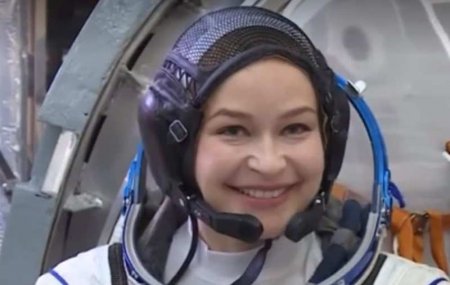 Рогозин попросил белорусов найти девушку для полёта в космос