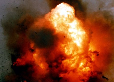 Мощнейшие взрывы в Запорожье: поражён завод «Мотор Сич» (ВИДЕО)