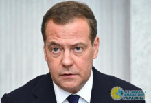Медведев назвал героями тех, кто сумел выжить под гнётом украинских нацисто ...