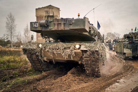 В поставках Украине «Леопардов» нет ничего радостного, — глава Минобороны Германии