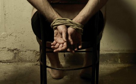 Почти половина российских военнопленных на Украине подверглись пыткам, — ОО ...