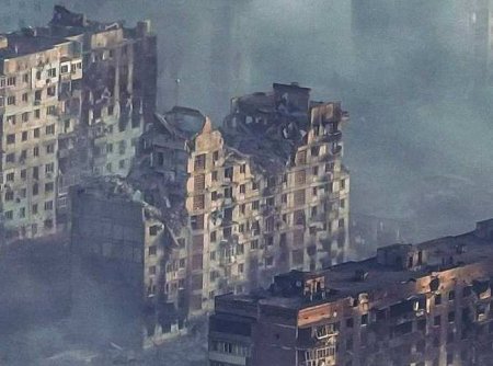 Бои за Бахмут: ЧВК «Вагнер» разносит превращённые в крепости ВСУ многоэтажки (ВИДЕО)