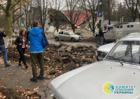 ВСУ ударили по зданию Соцфонда в Чаплинке Херсонской области