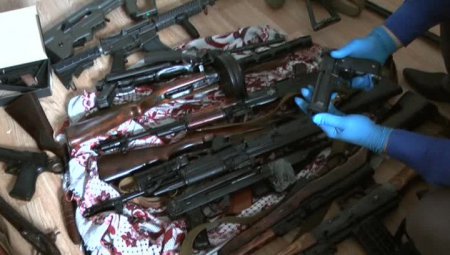 В центре Киева найден схрон с оружием и боеприпасами