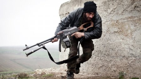 Сенатор США назвал "провалом" обучение бойцов сирийской оппозиции