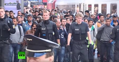«Самый ненавистный человек в Швеции»: Стокгольм депортирует мигранта, напав ...