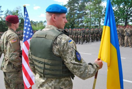 НАТО подготовит 5 тысяч украинских военных в 2017 году