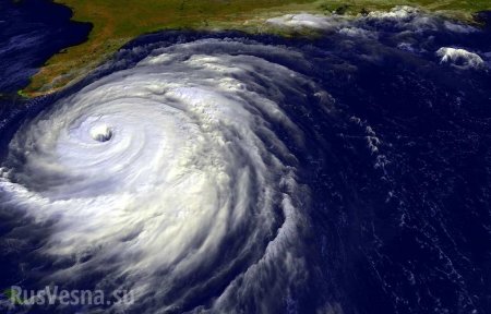 В США погодные аномалии нанесли ущерб на сотни миллиардов долларов