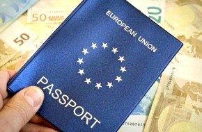Забрать паспорта: Европа воплощает в жизнь жуткий кошмар иммигрантов из РФ