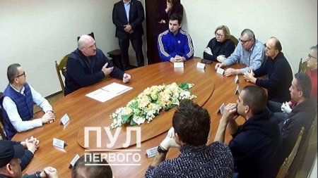 Лукашенко наконец сел за стол переговоров с лидерами оппозиции (ФОТО, ВИДЕО)