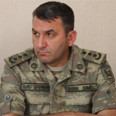 МОЛНИЯ: В Карабахе ранен российский военный, убит азербайджанский офицер (ФОТО)