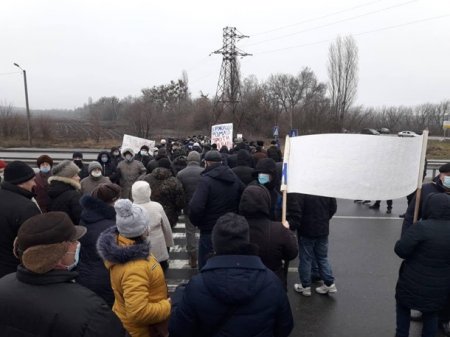 На Украине продолжаются тарифные протесты | Возле Рады идет концерт-митинг | В Одессе протестующие моряки перекрыли трассу